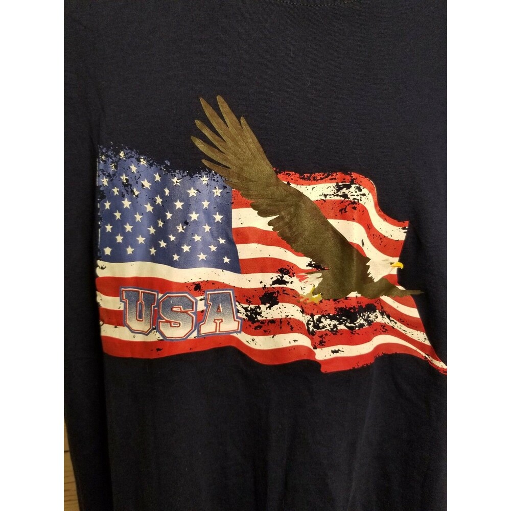 Patriotic T Shirt Mens Large Bald Eagle USA Flag NWT